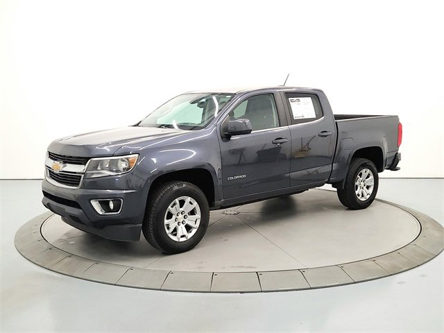 2017 Chevrolet Colorado LT photo 3