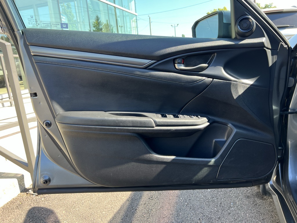 2018 Honda Civic EX-L photo 9