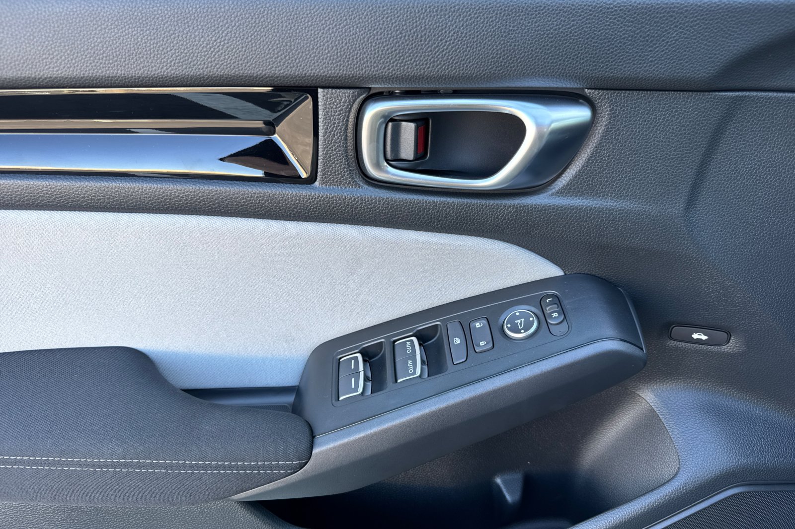 2026 Honda Civic Hybrid Sport photo 7