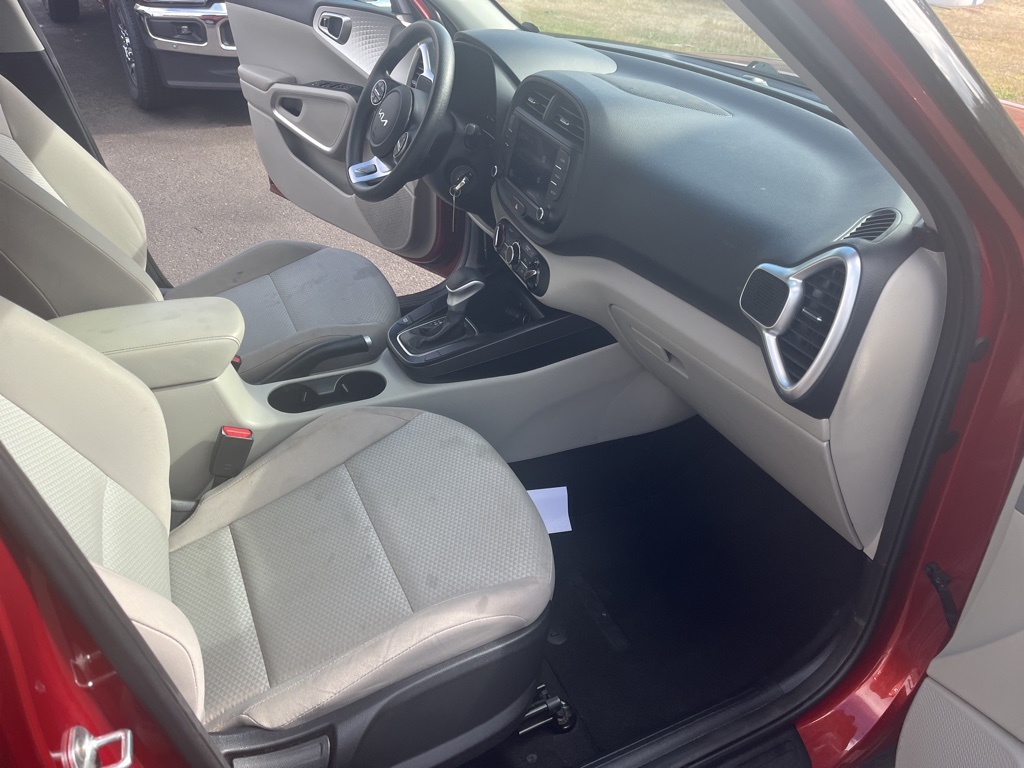 2023 Kia Soul LX photo 26