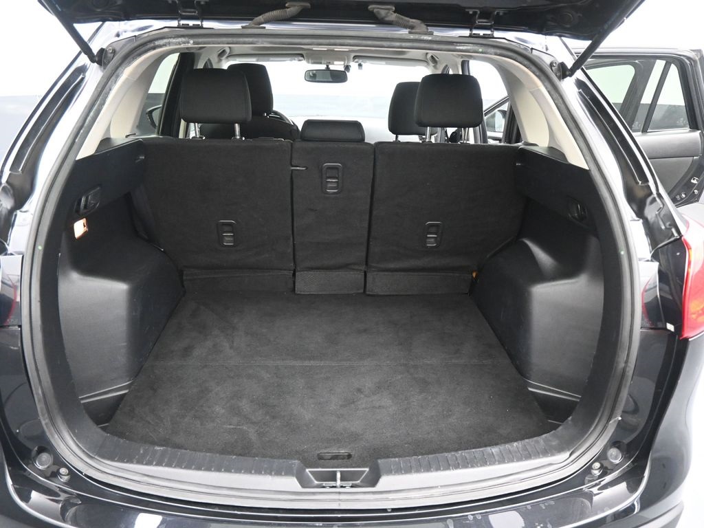2013 Mazda CX-5 Touring photo 2