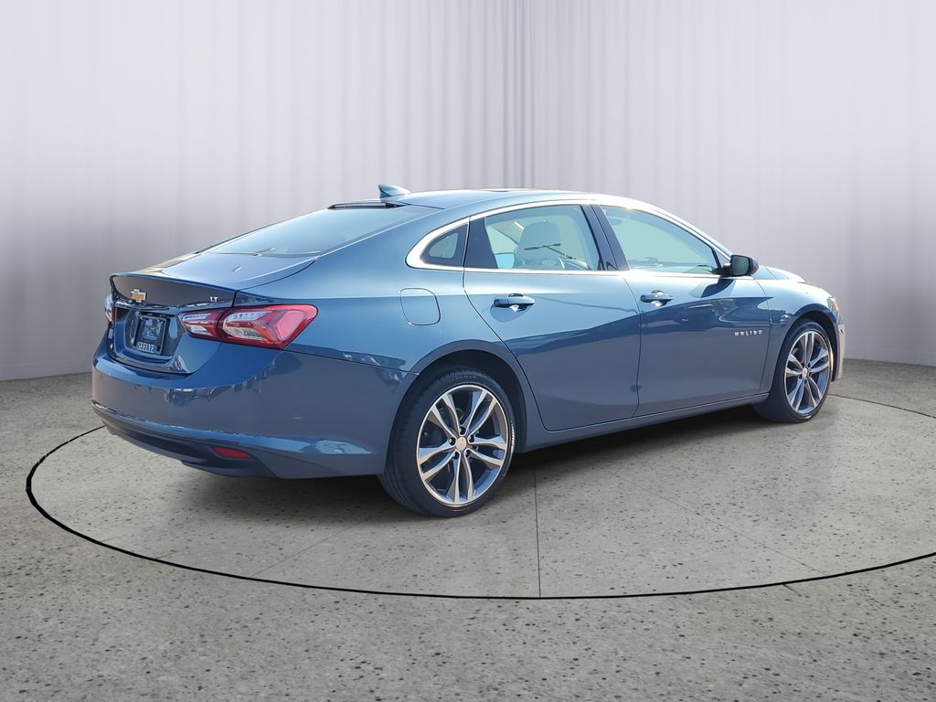 2024 Chevrolet Malibu Premier 2LT photo 4