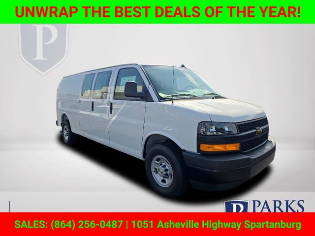 2025 Chevrolet Express Cargo Work Van's photo