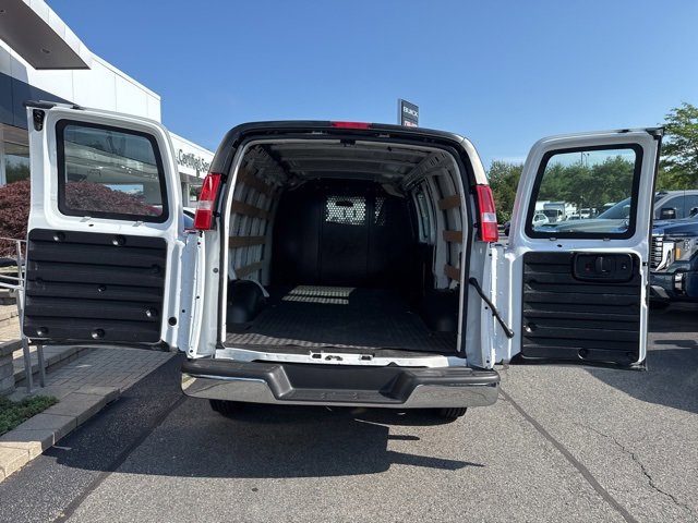 2022 Gmc Savana Cargo 2500 photo 20