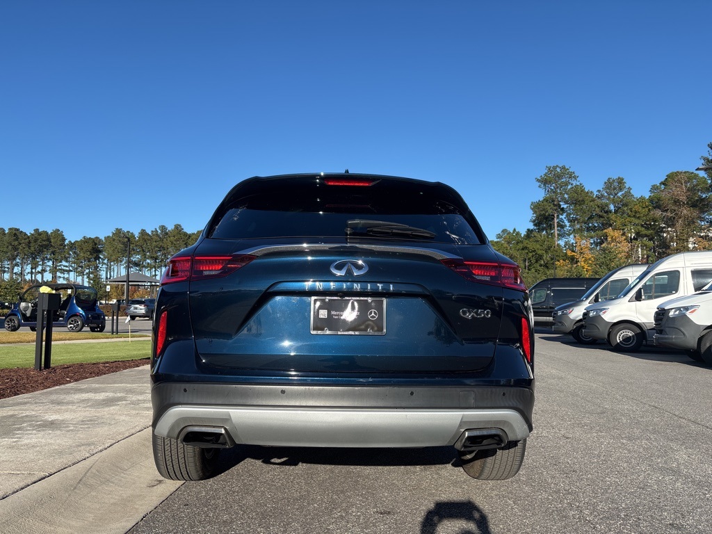 2022 Infiniti QX50 PURE photo 2