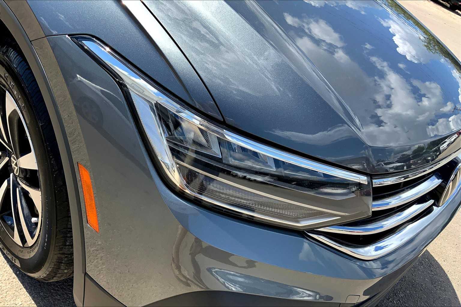 2023 Volkswagen Tiguan S photo 25