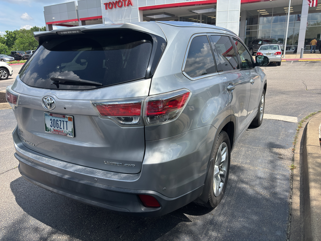 2015 Toyota Highlander Limited photo 3