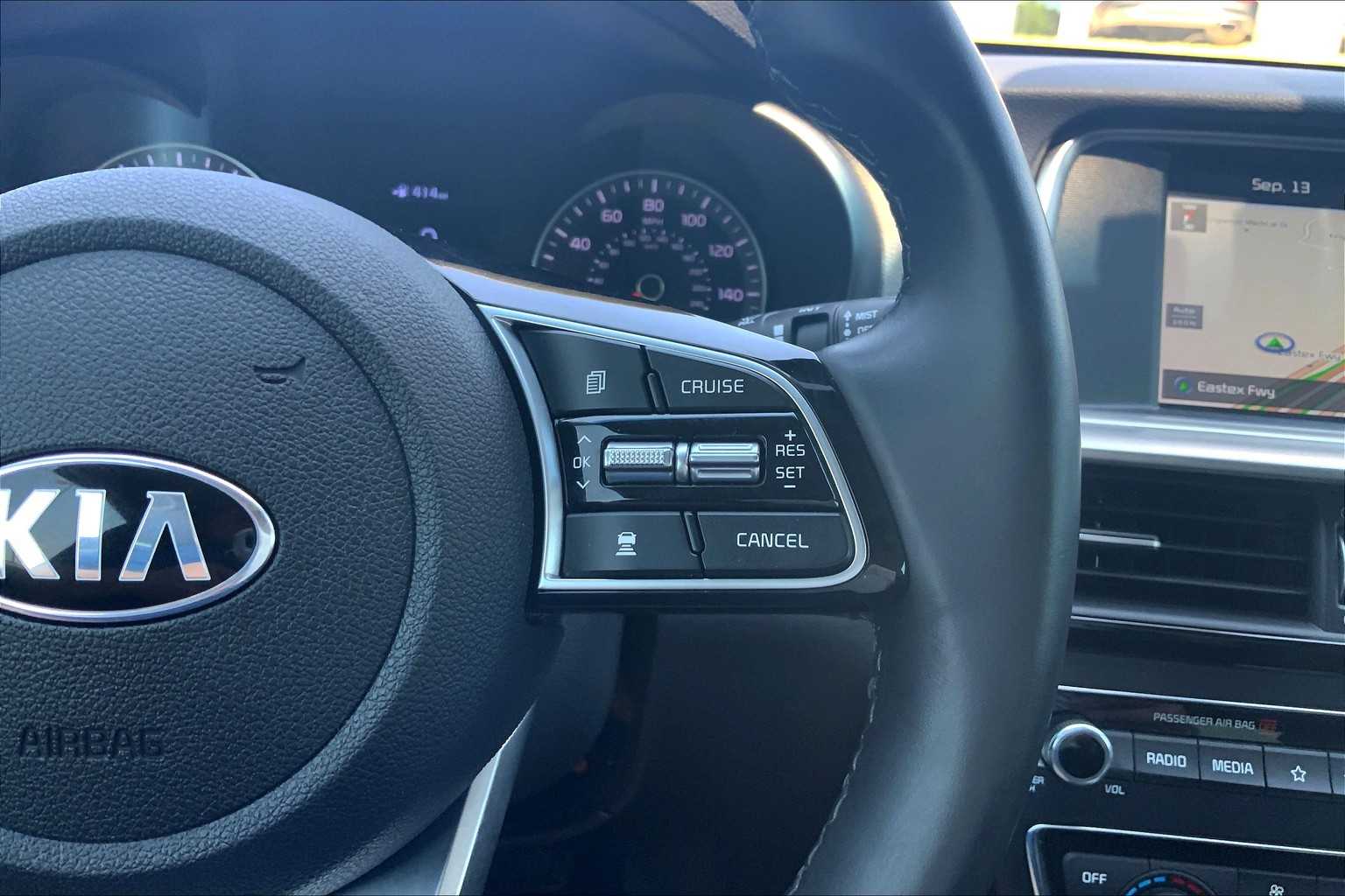 2020 Kia Optima EX Premium photo 22
