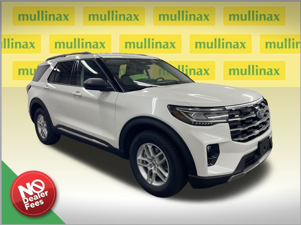 2025 Ford Explorer Active's photo