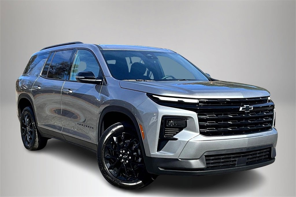 2026 Chevrolet Traverse LT's photo