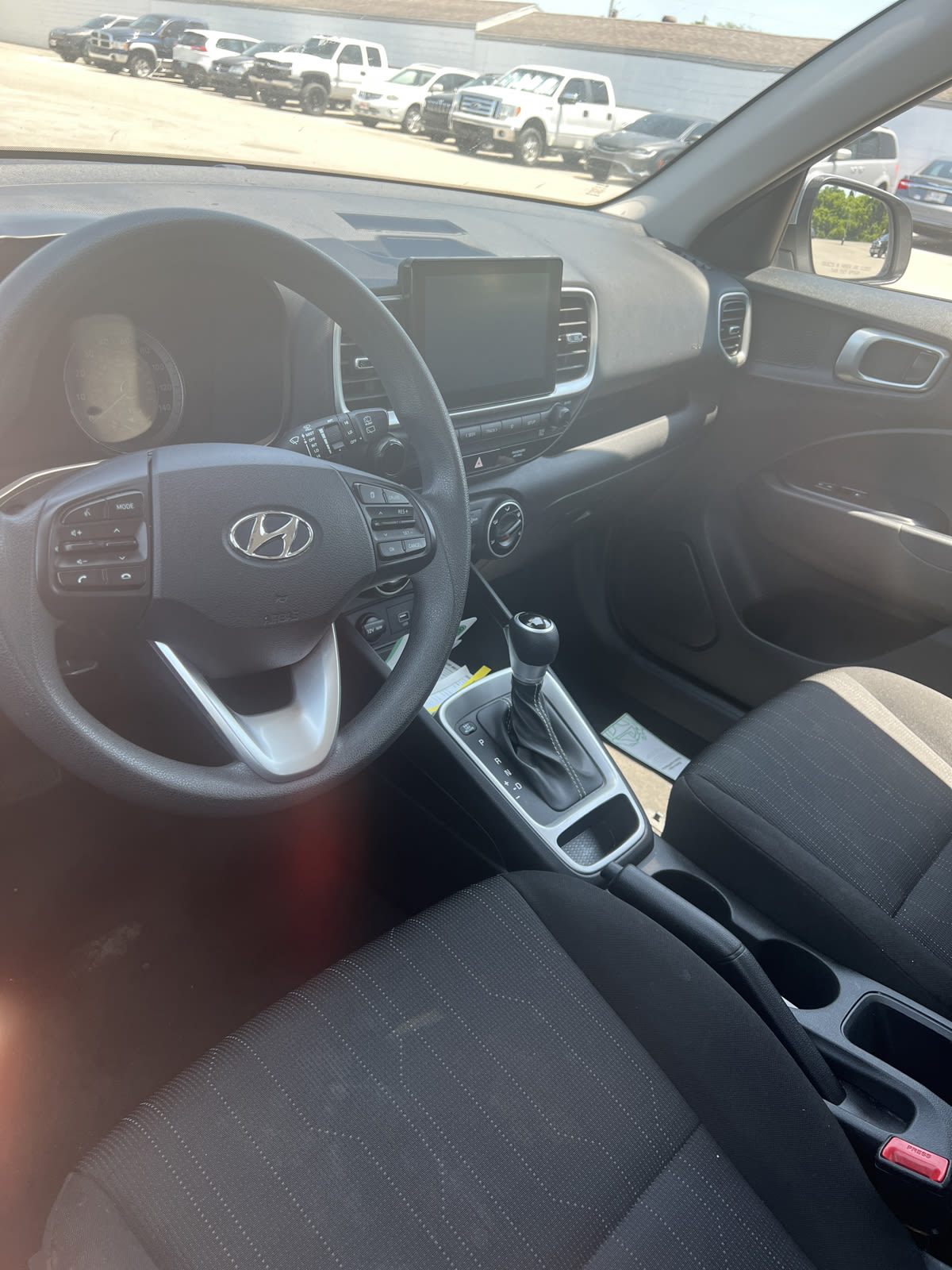 2021 Hyundai Venue SE photo 4