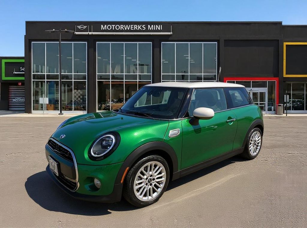 2026 MINI Hardtop 2 Door S's photo