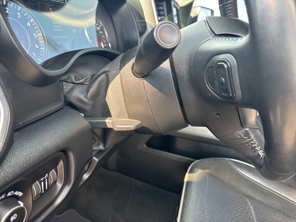 2020 Ram 1500 Laramie photo 45