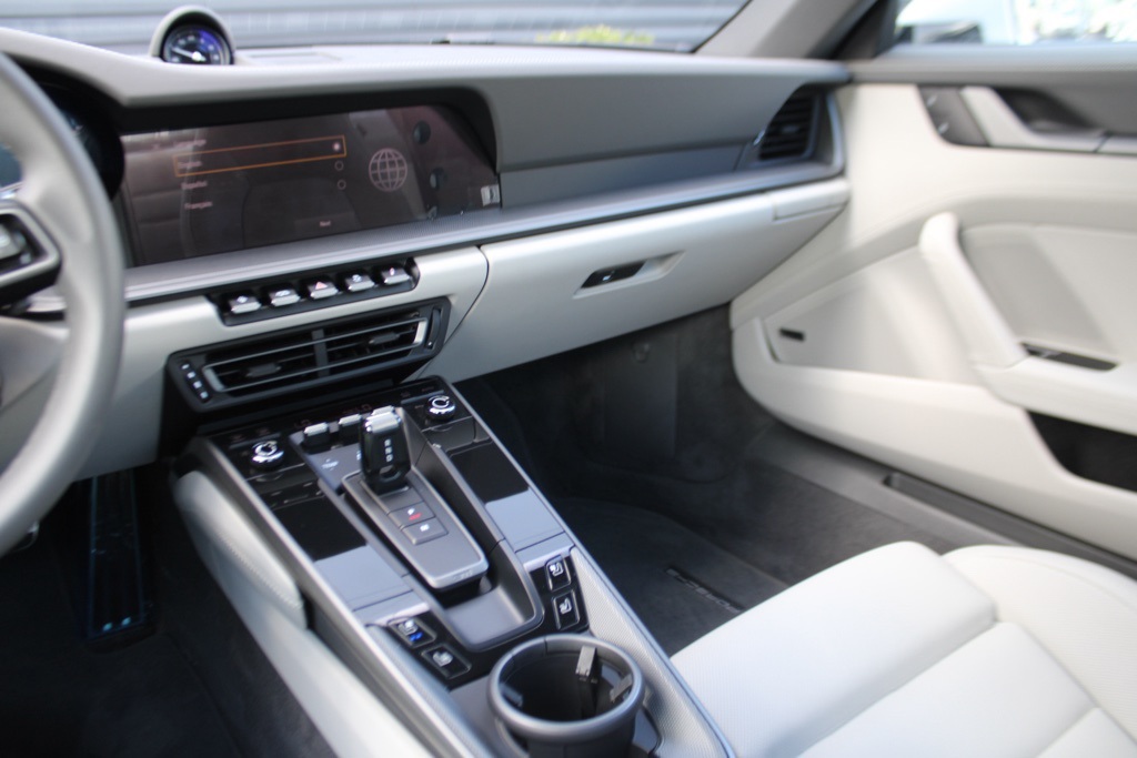 2024 Porsche 911 S photo 26