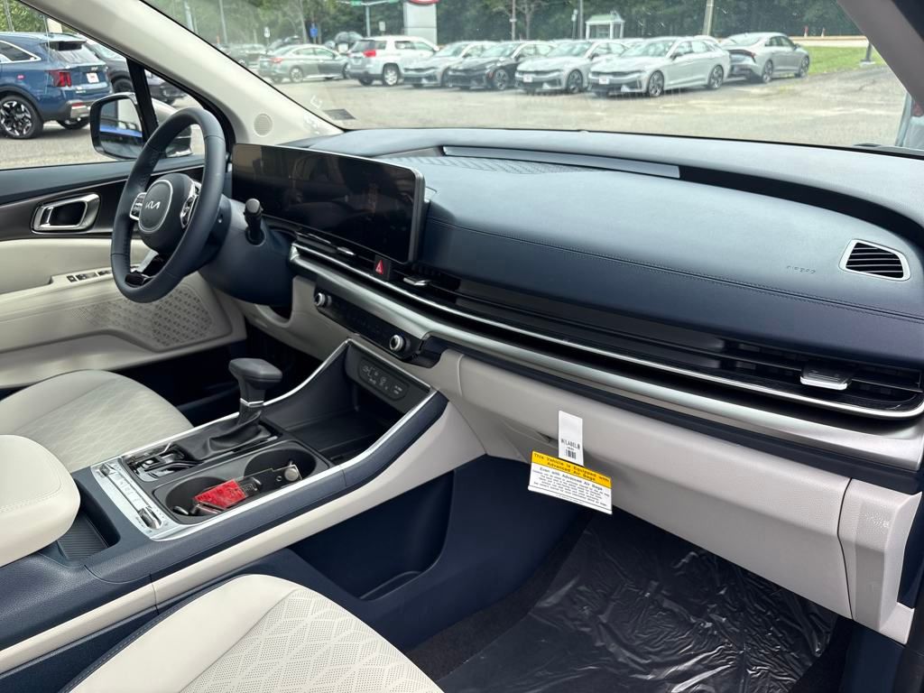 2026 Kia Carnival SX photo 31
