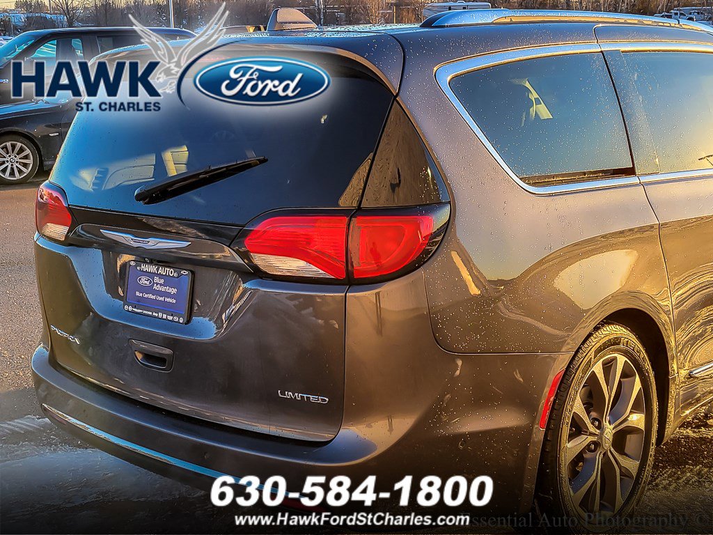 2017 CHRYSLER PACIFICA - Image 5