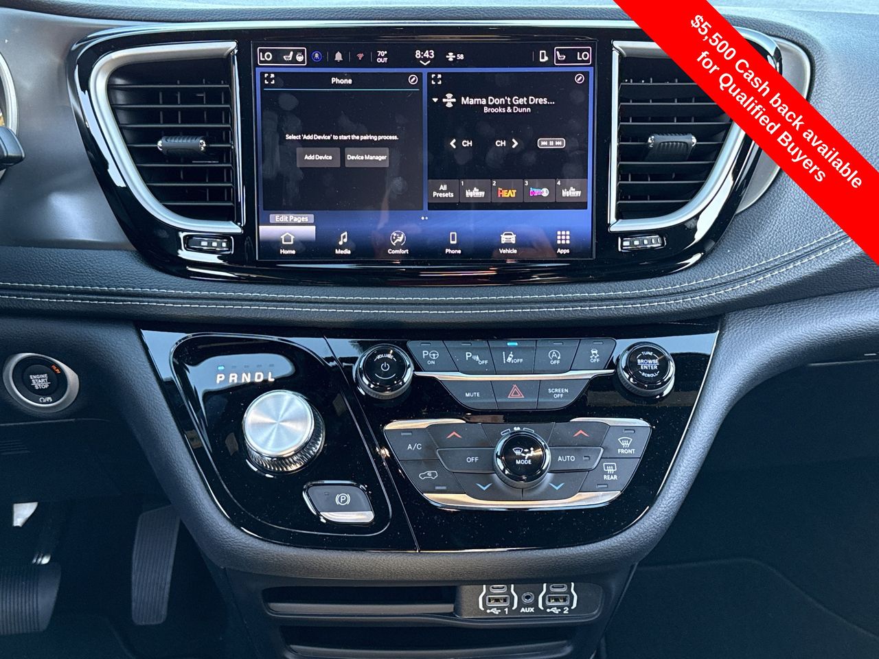 2025 Chrysler Pacifica photo 3