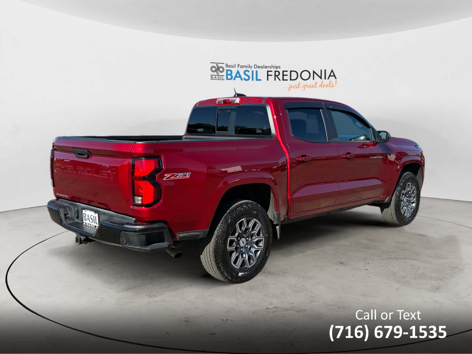 2024 Chevrolet Colorado Z71 photo 4