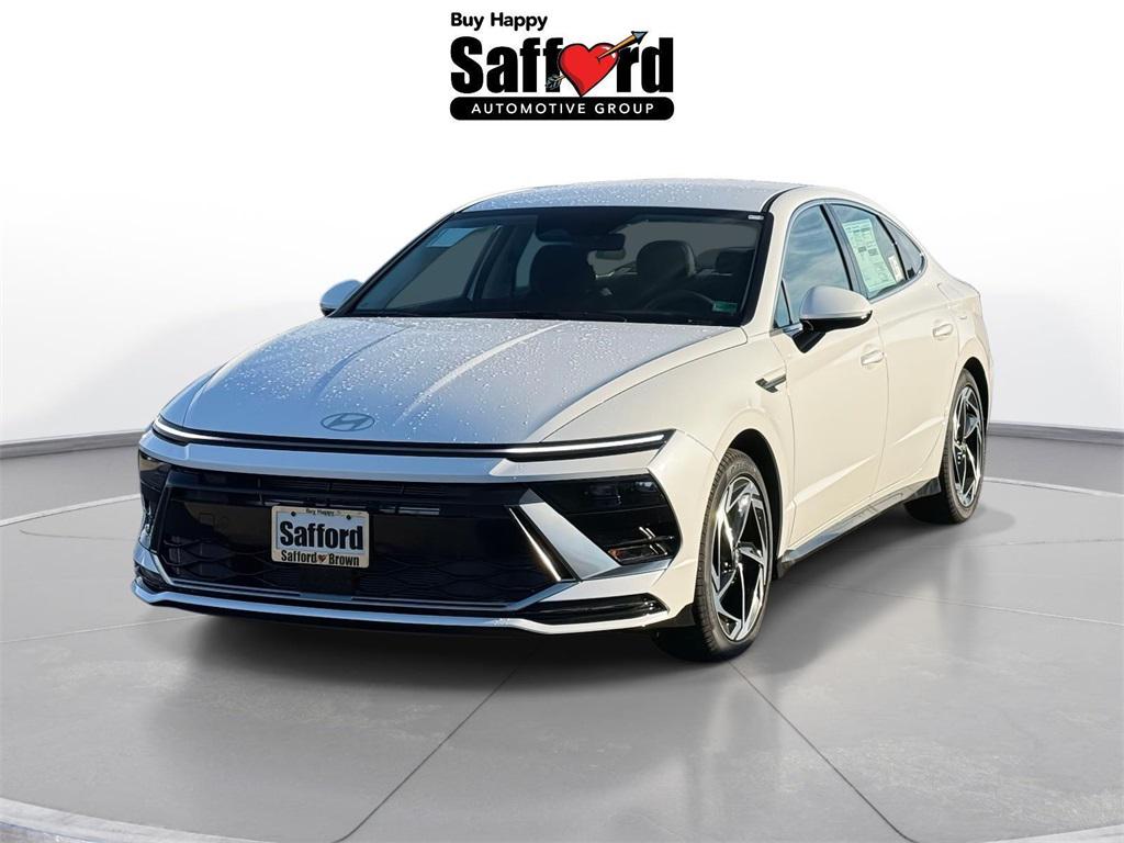 2026 Hyundai Sonata SEL's photo