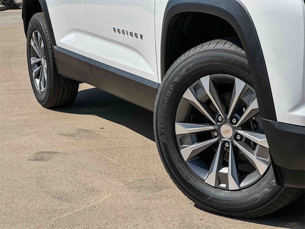 2026 Chevrolet Equinox LT photo 3