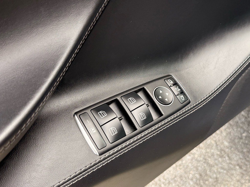 2021 Tesla Model S Long Range Plus photo 11