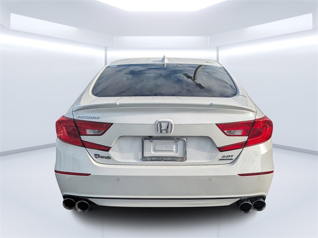 2018 Honda Accord Touring 2.0T photo 4