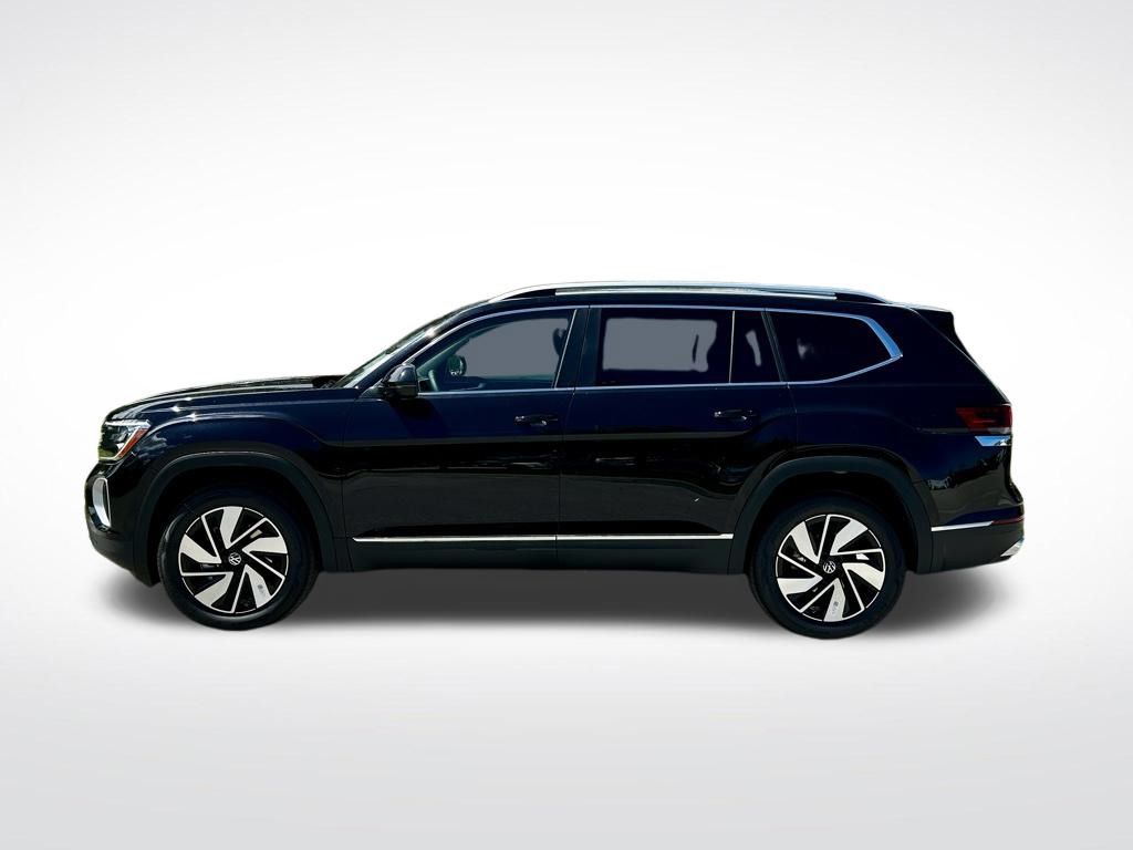 2026 Volkswagen Atlas SEL photo 3