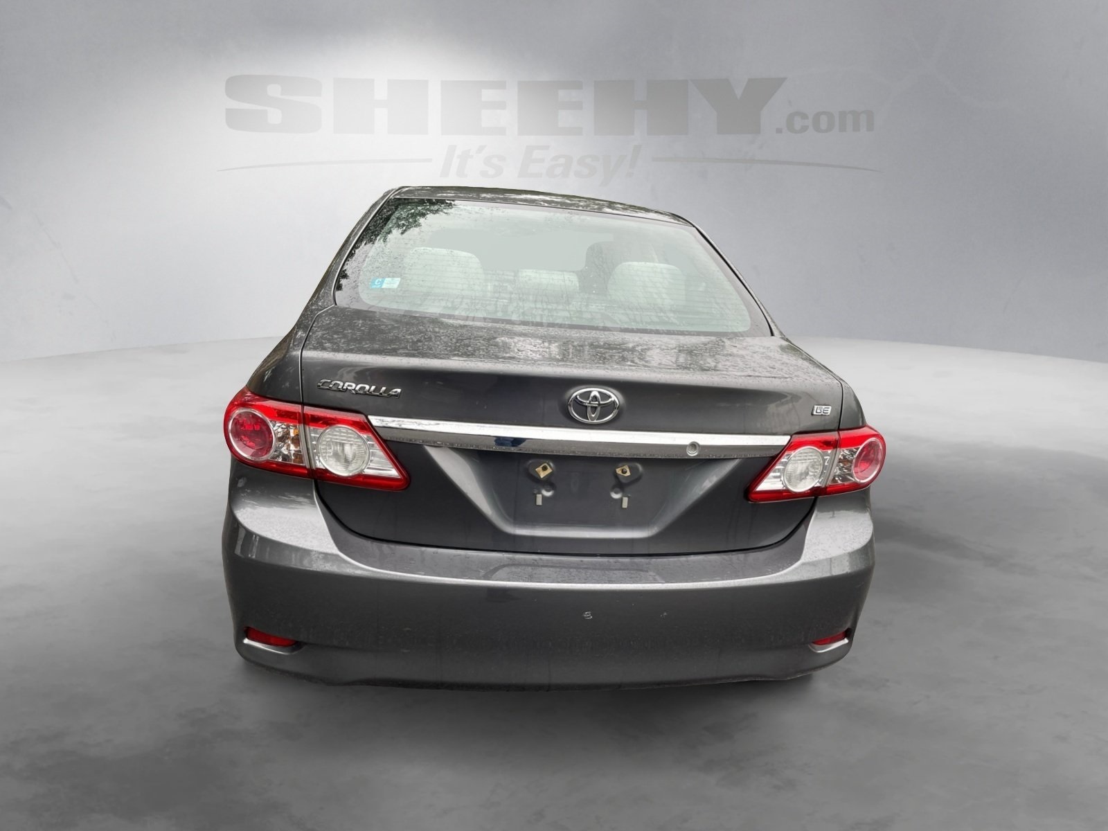 2013 Toyota Corolla LE photo 6