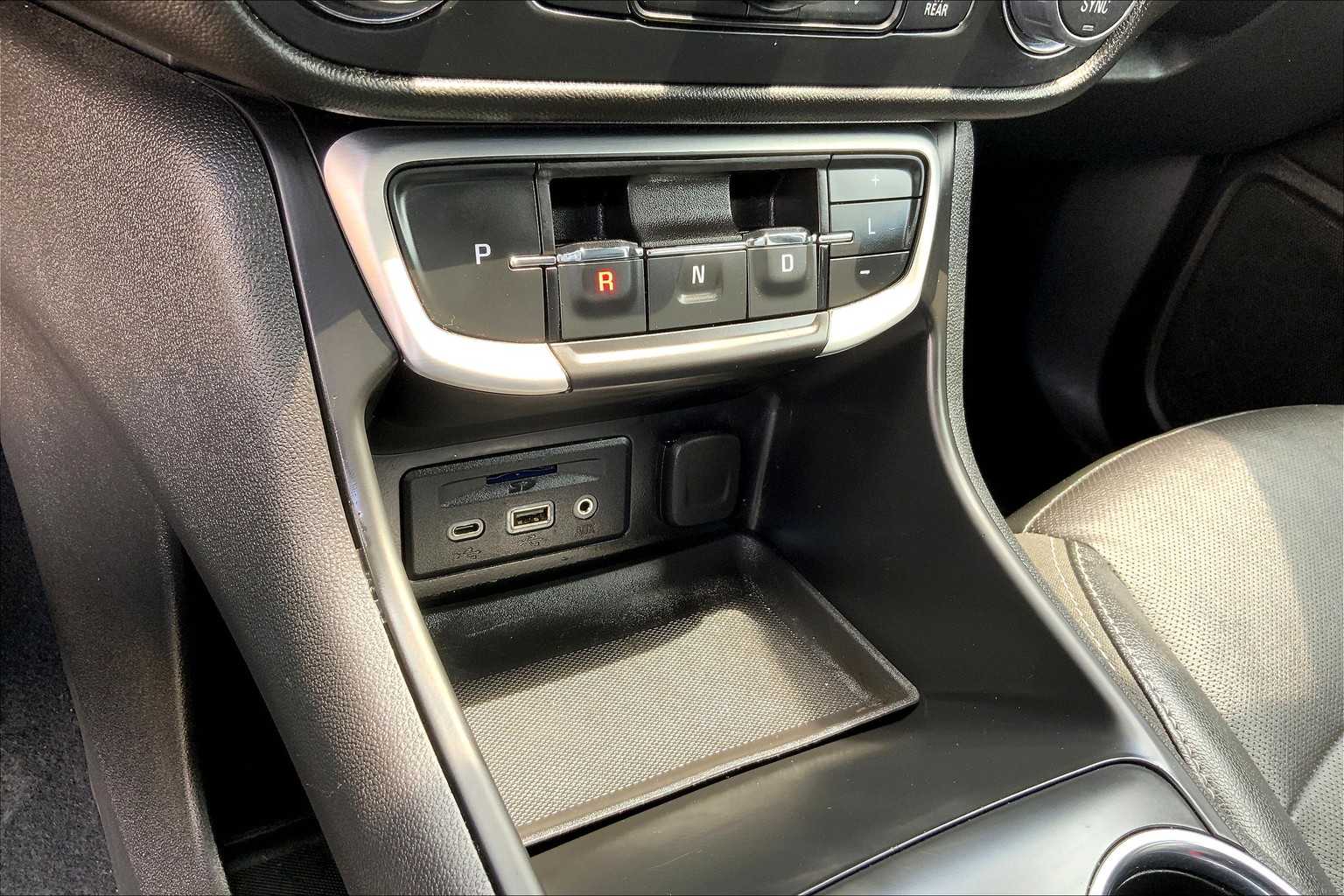 2023 Gmc Terrain SLT photo 31