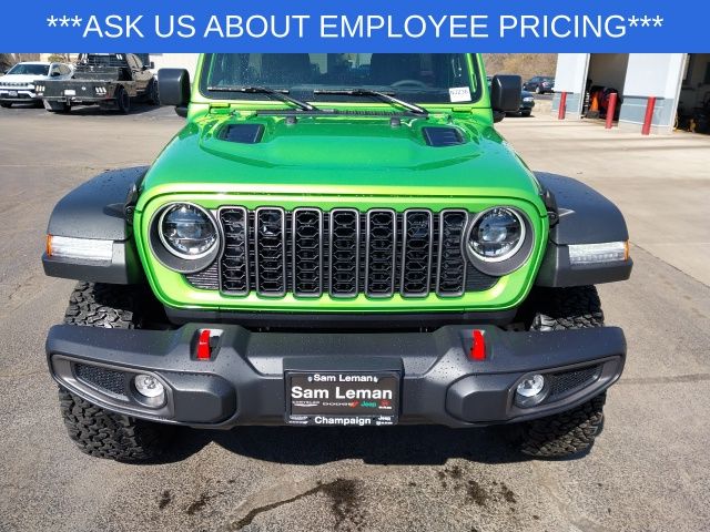 2025 Jeep Wrangler Rubicon photo 5