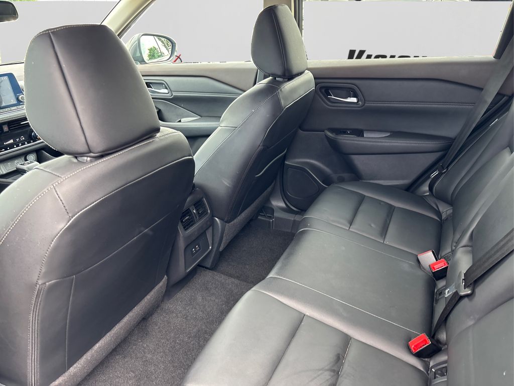 2023 Nissan Rogue SL photo 10