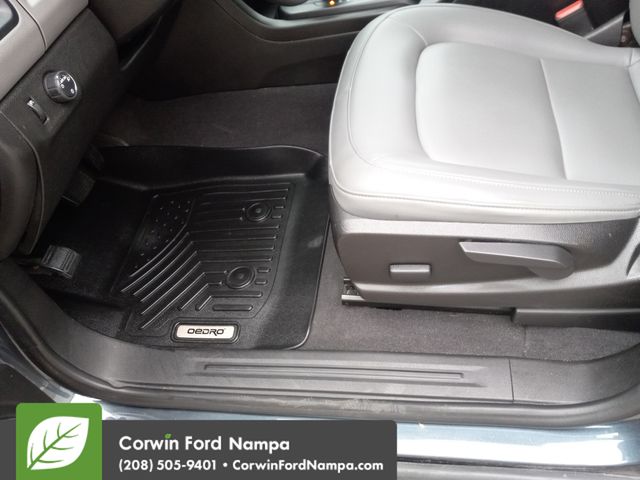 Used 2019 Gray Chevrolet Work Truck image 14