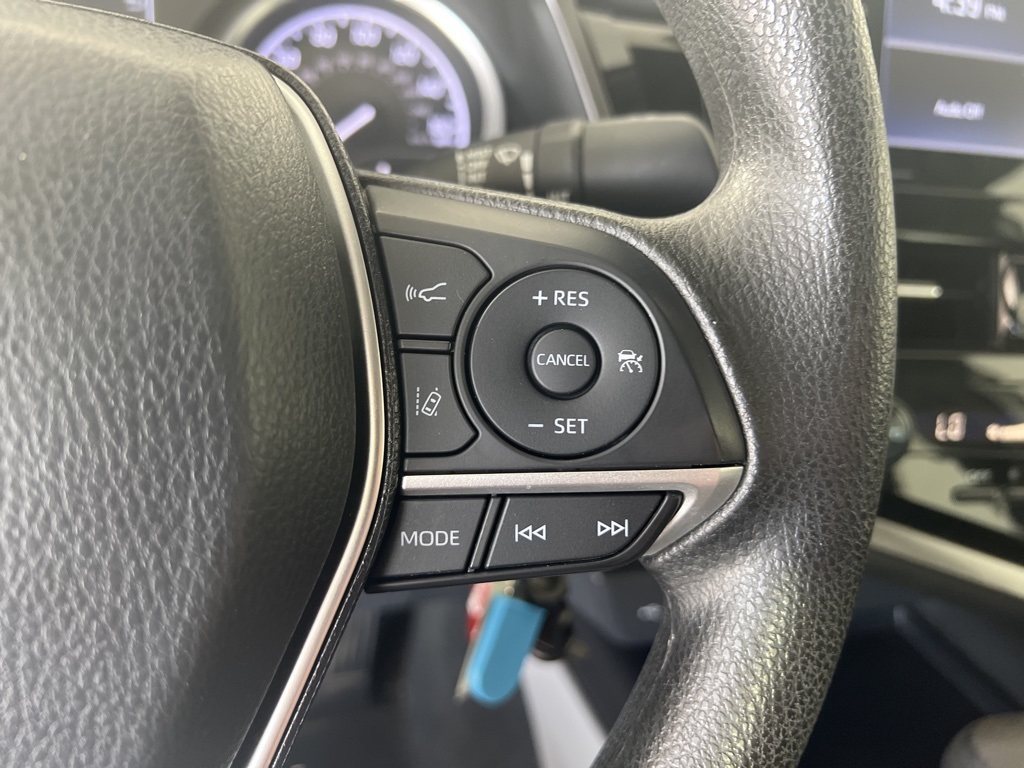 2023 Toyota Camry LE photo 8