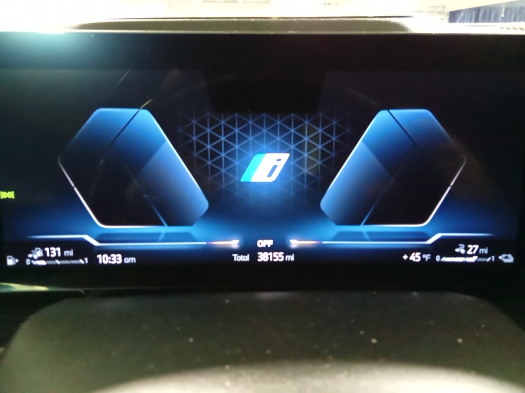 2024 BMW X5 50e's photo