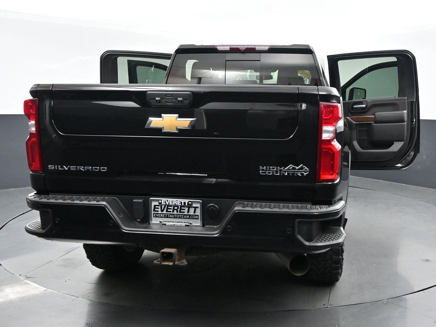 2023 Chevrolet Silverado 2500HD High Country photo 41