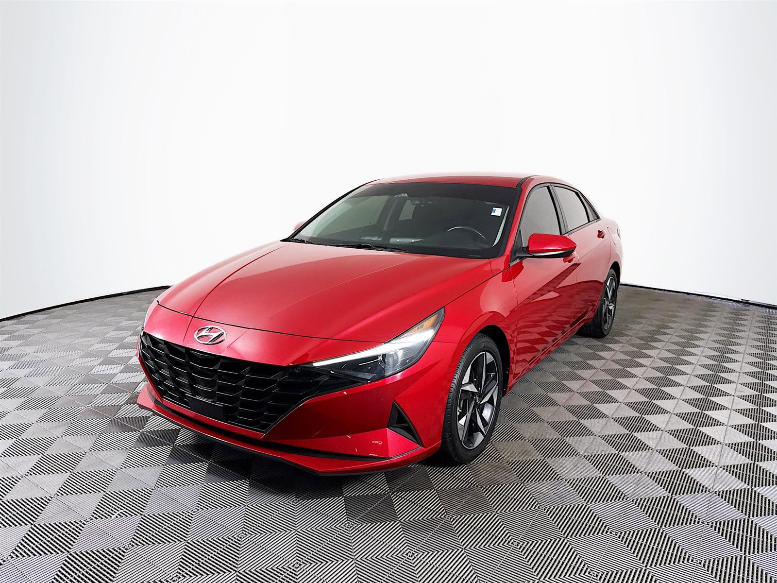 2023 Hyundai Elantra SEL Convenience photo 3