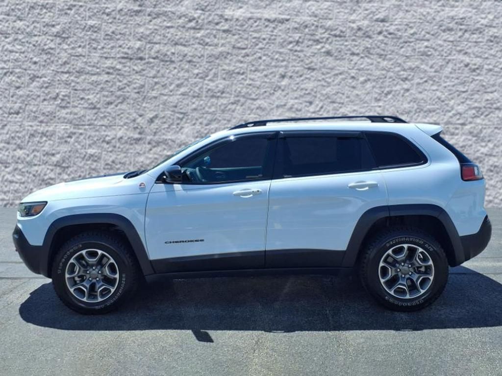 2022 Jeep Cherokee Trailhawk photo 3