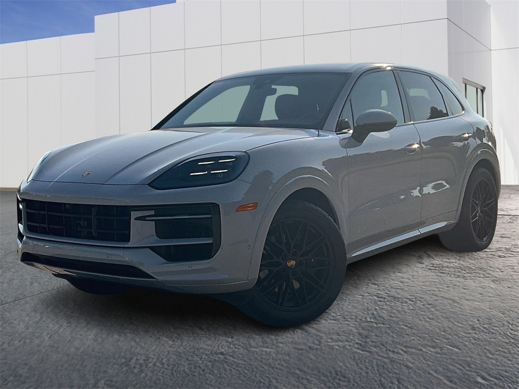 2025 Porsche Cayenne Base