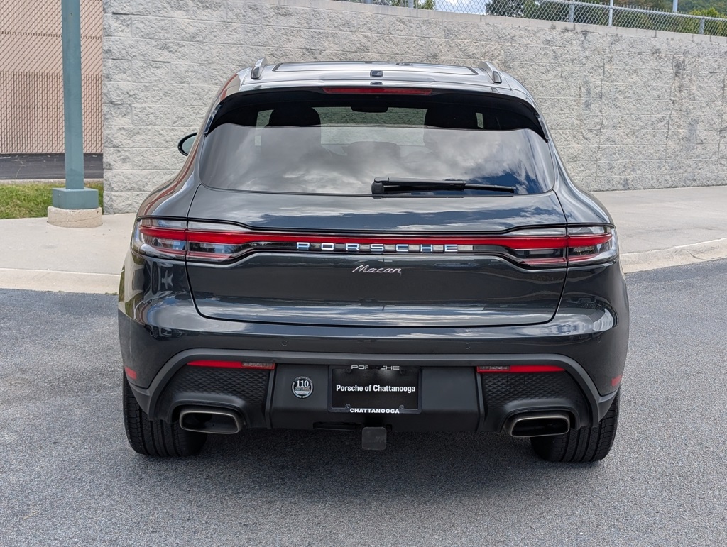2025 Porsche Macan T photo 6
