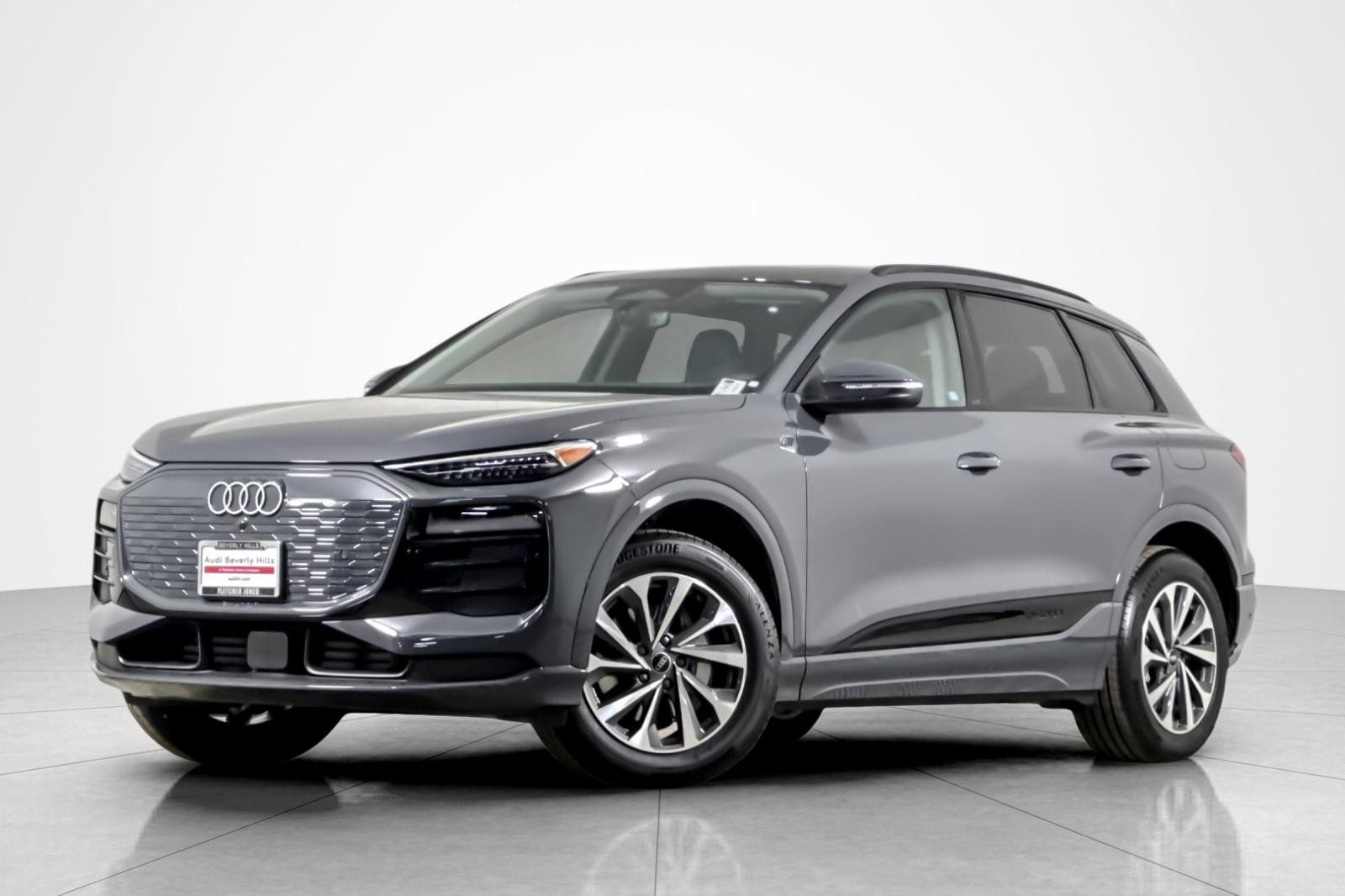 2025 Audi Q6 e-tron Premium Plus