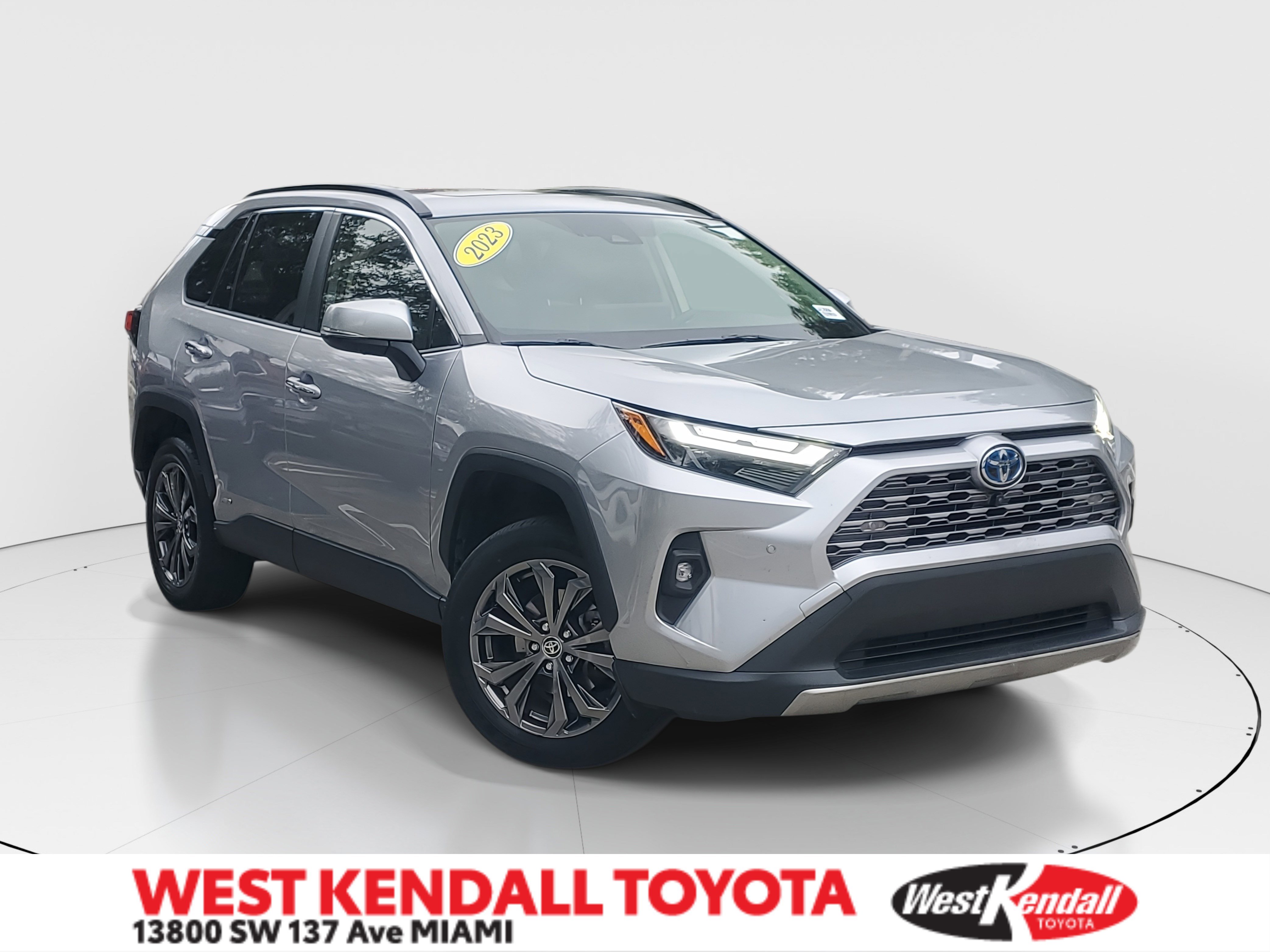 2023 Toyota RAV4 Limited's photo
