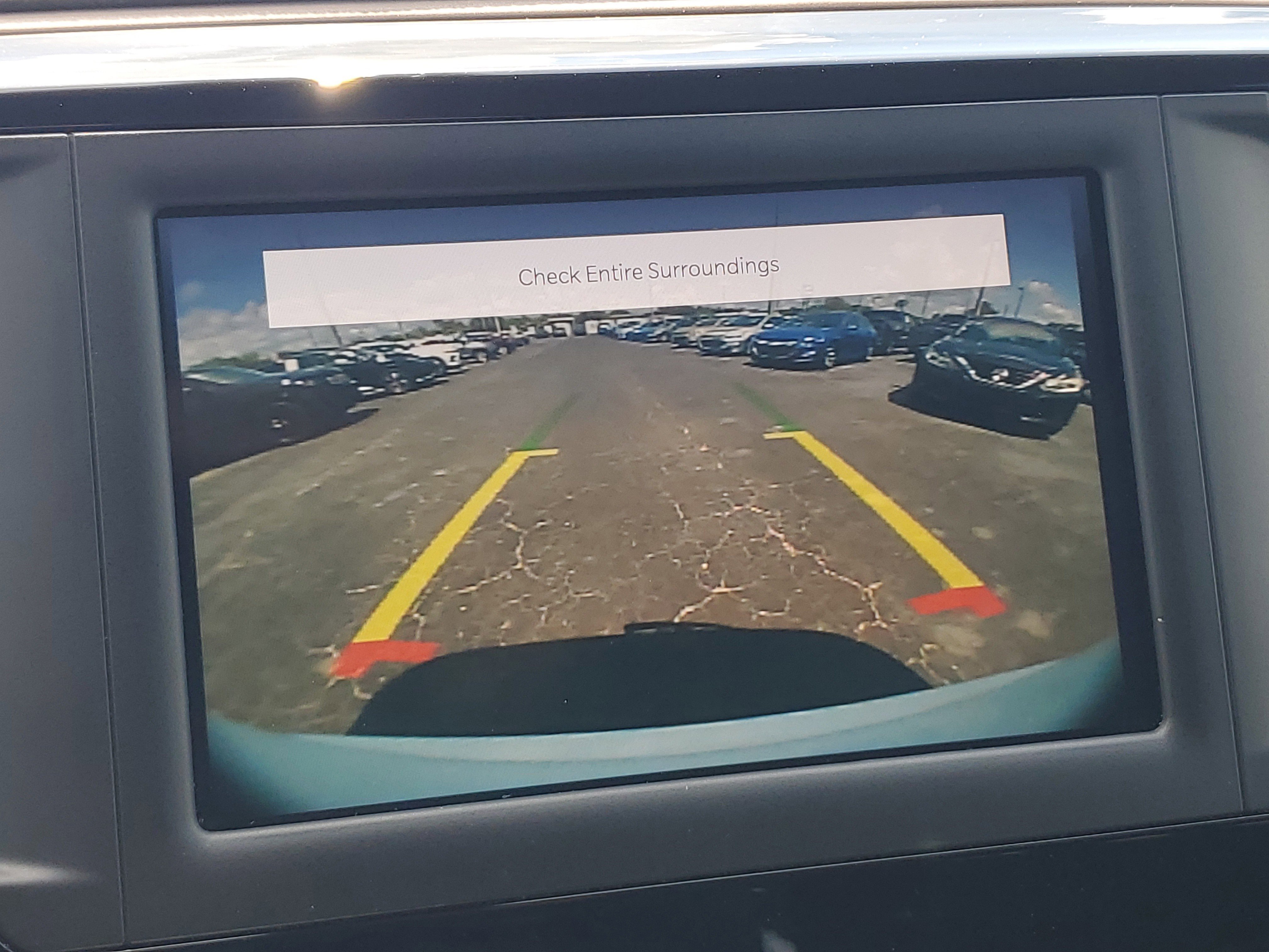 2022 Chrysler Voyager LX photo 6