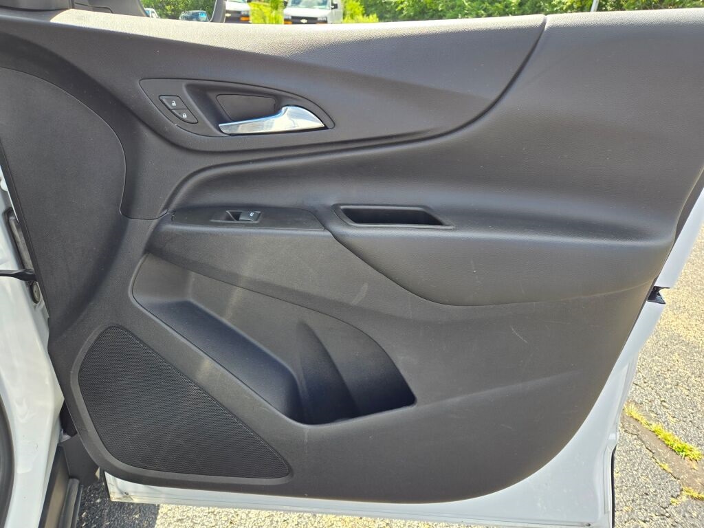 2022 Chevrolet Equinox LT photo 6