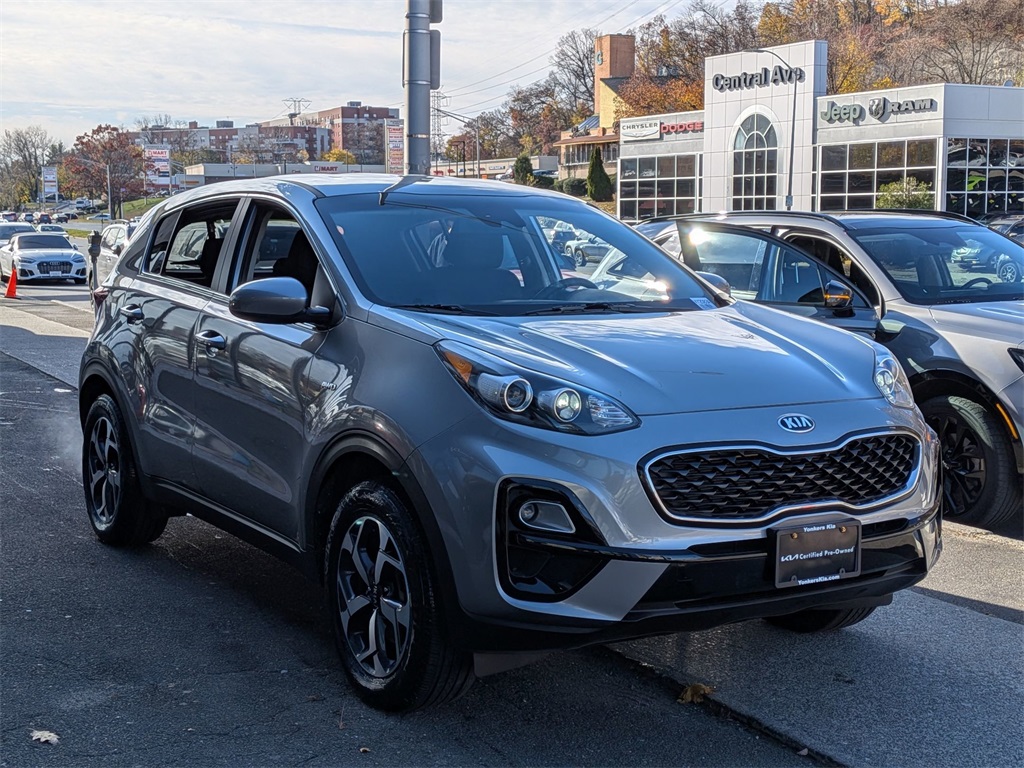 2020 Kia Sportage LX photo 2