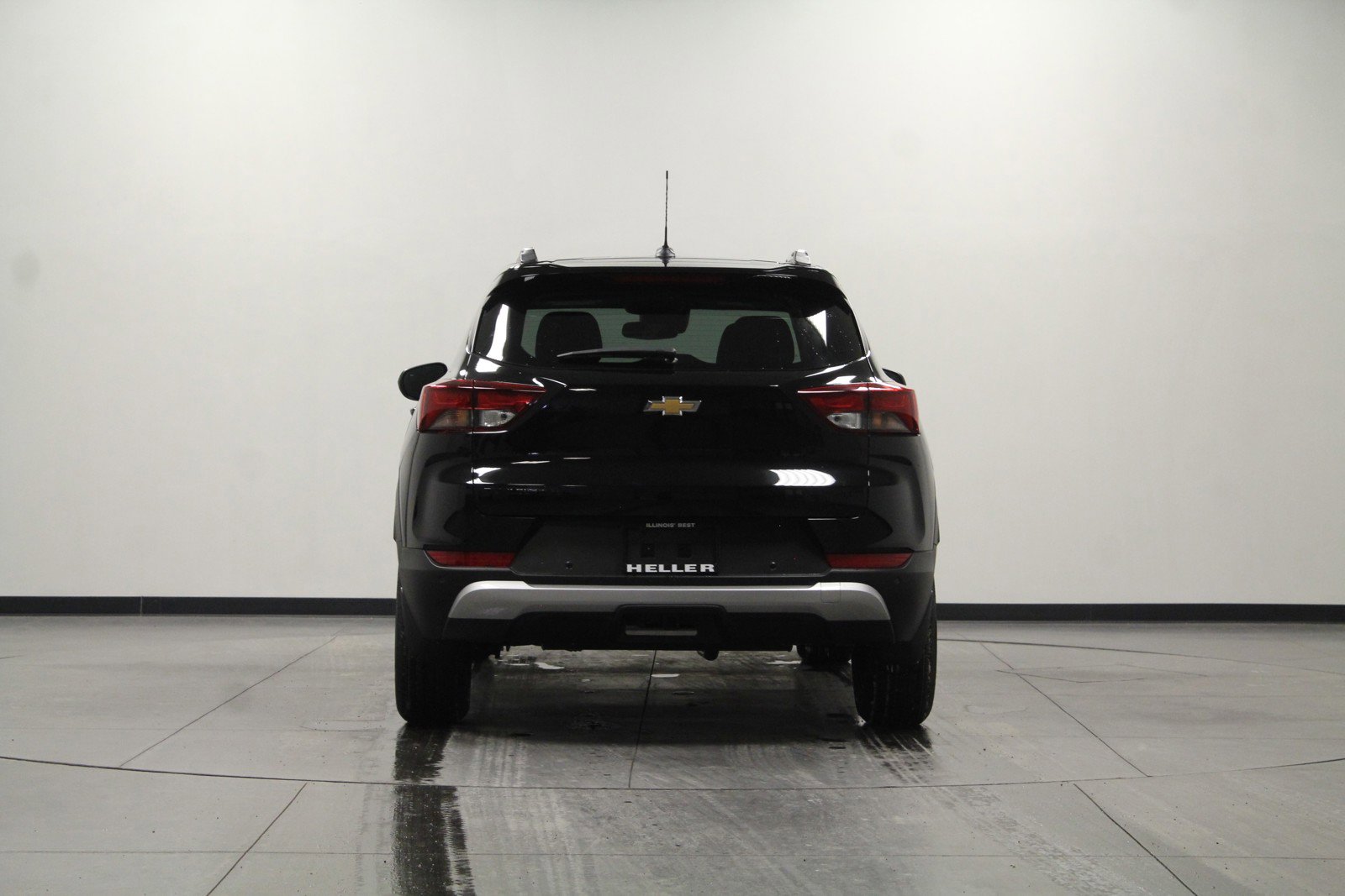 2025 Chevrolet Trailblazer LT photo 3