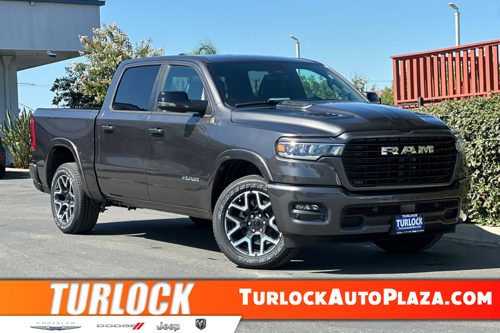 2026 RAM Ram 1500 Pickup Laramie's photo