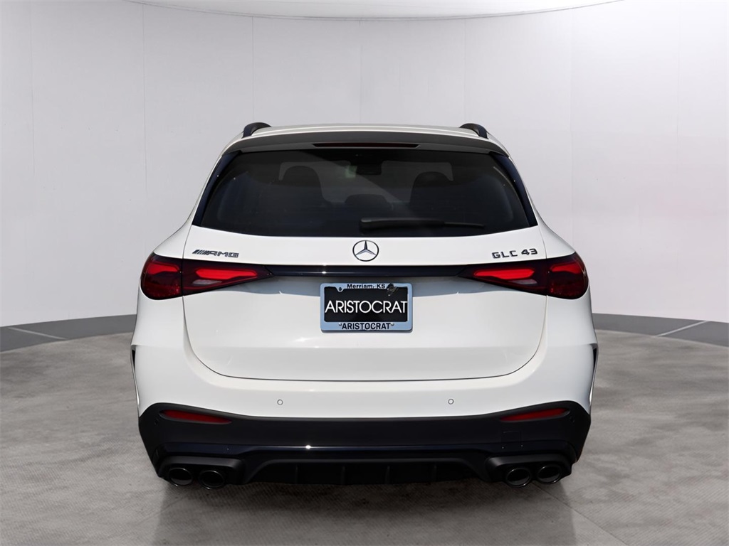 2025 Mercedes Benz GLC 43 AMG 4MATIC photo 4