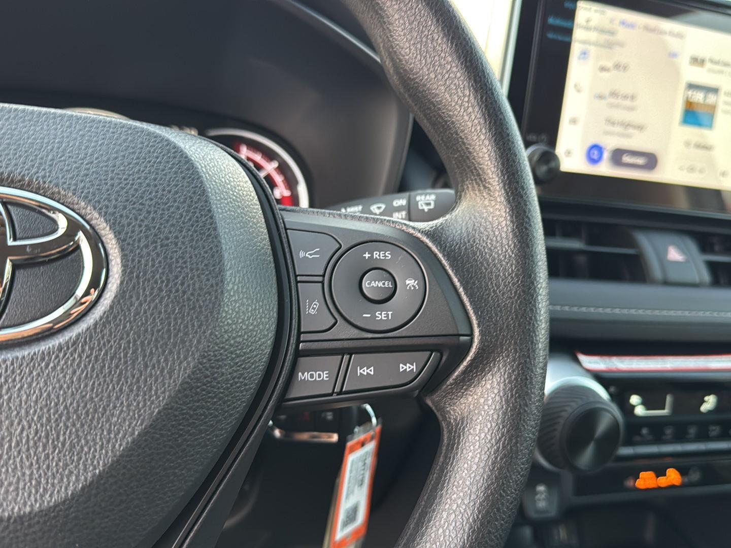 2025 Toyota RAV4 LE photo 13