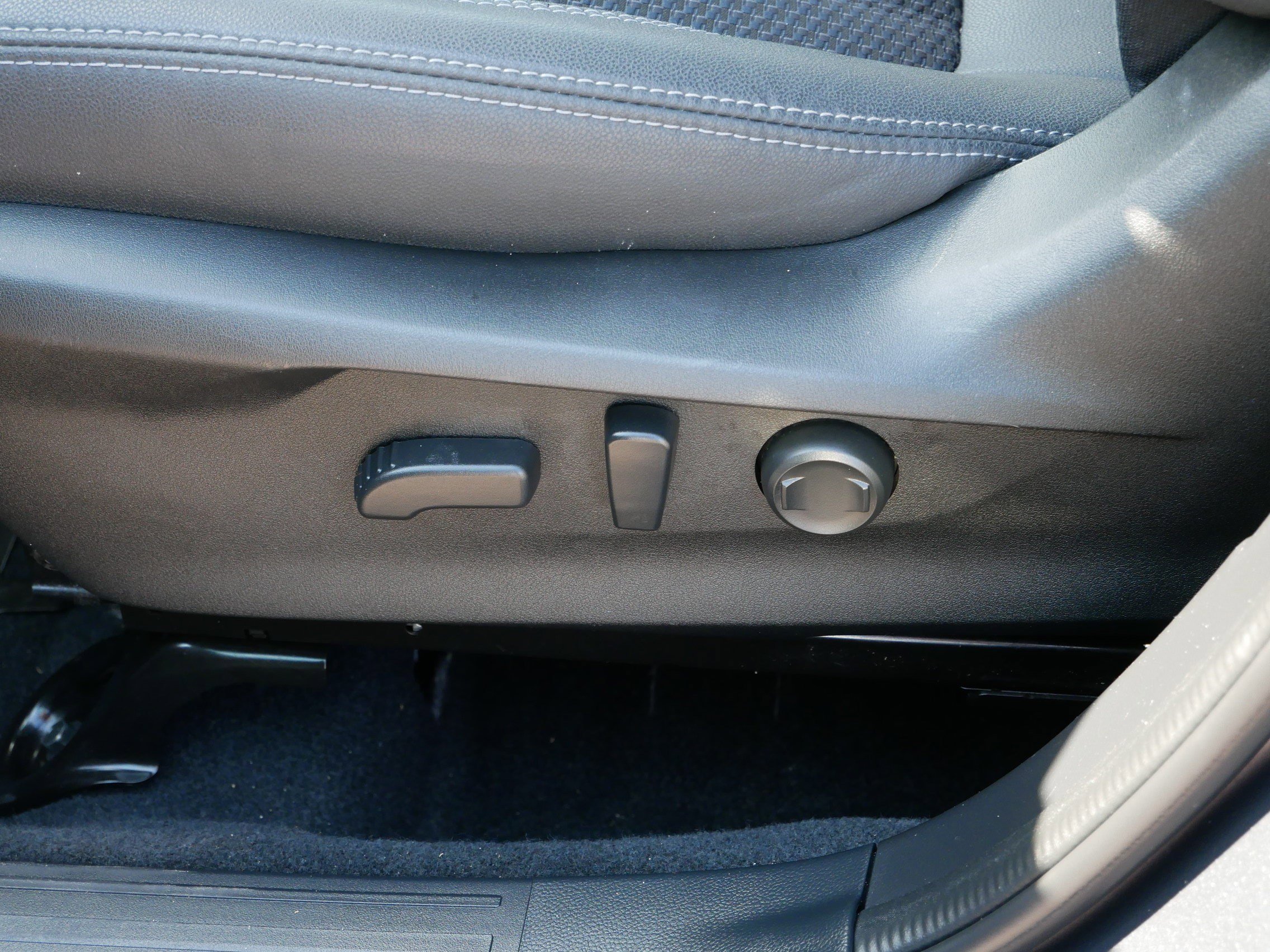 2021 Subaru Forester Premium photo 19