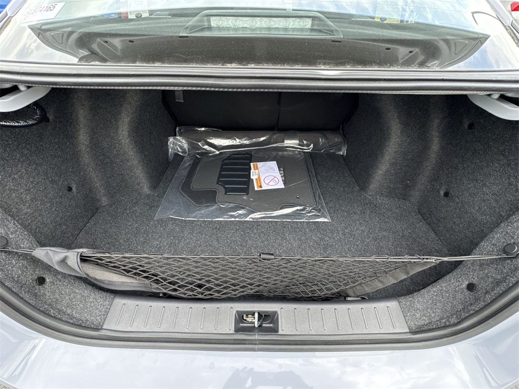 2025 Nissan Versa 1.6 SV photo 22